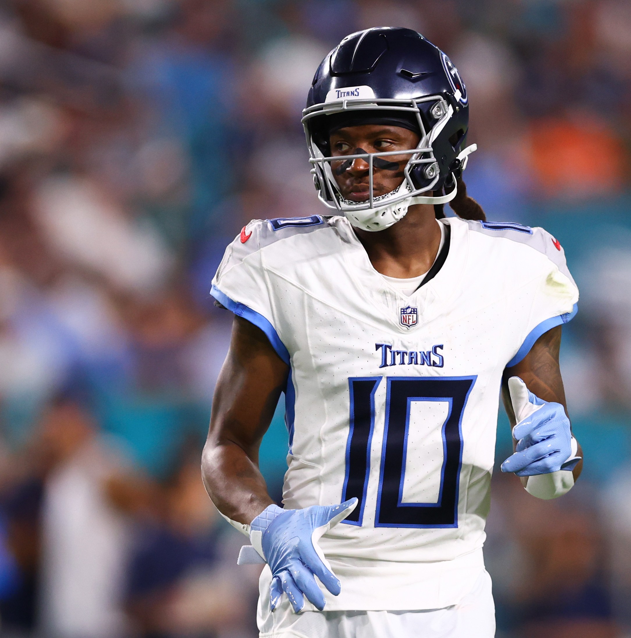 Titans WR DeAndre Hopkins named a potential trade candidate