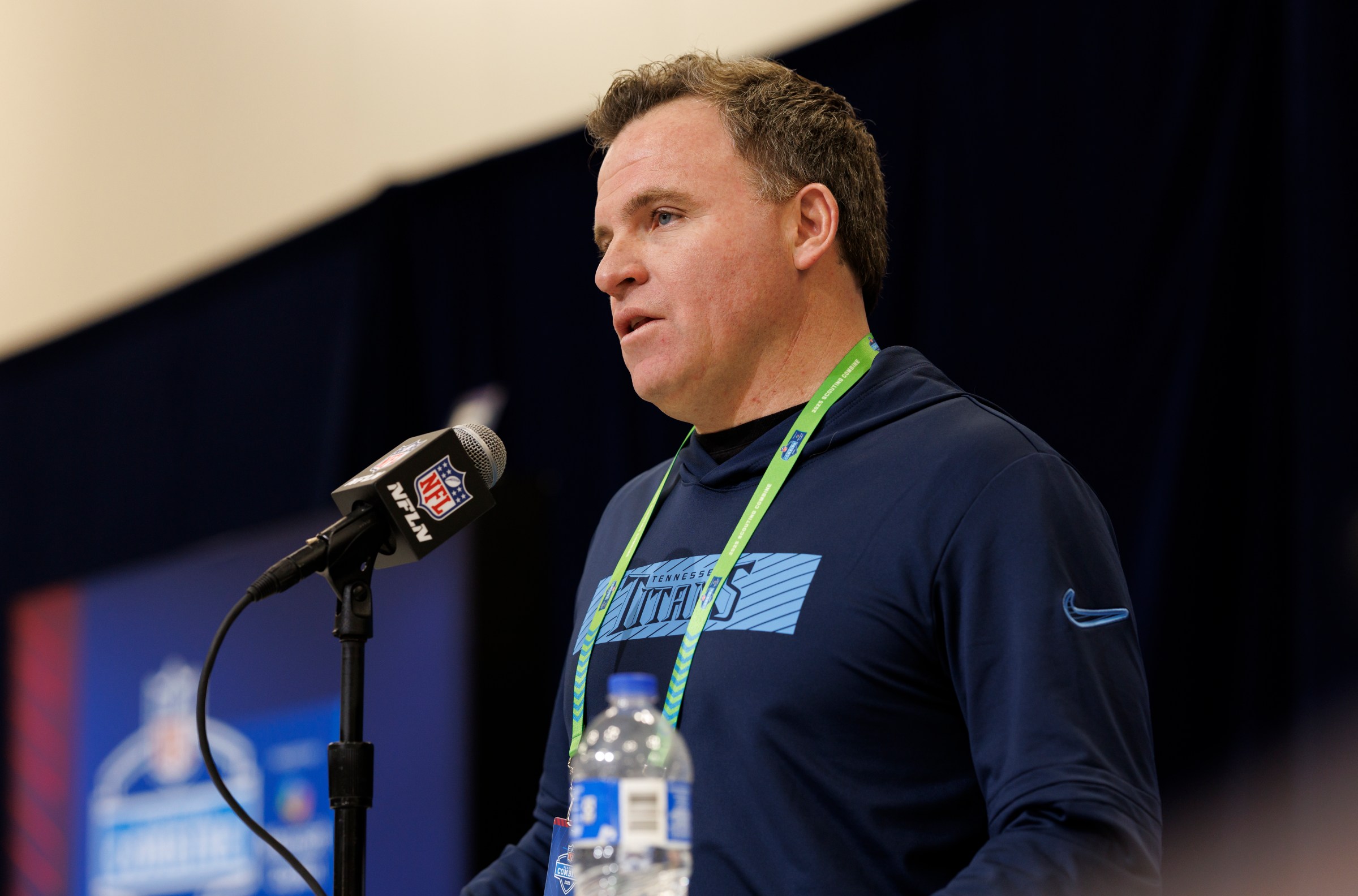 Report: Titans to try trading down from No. 35 overall