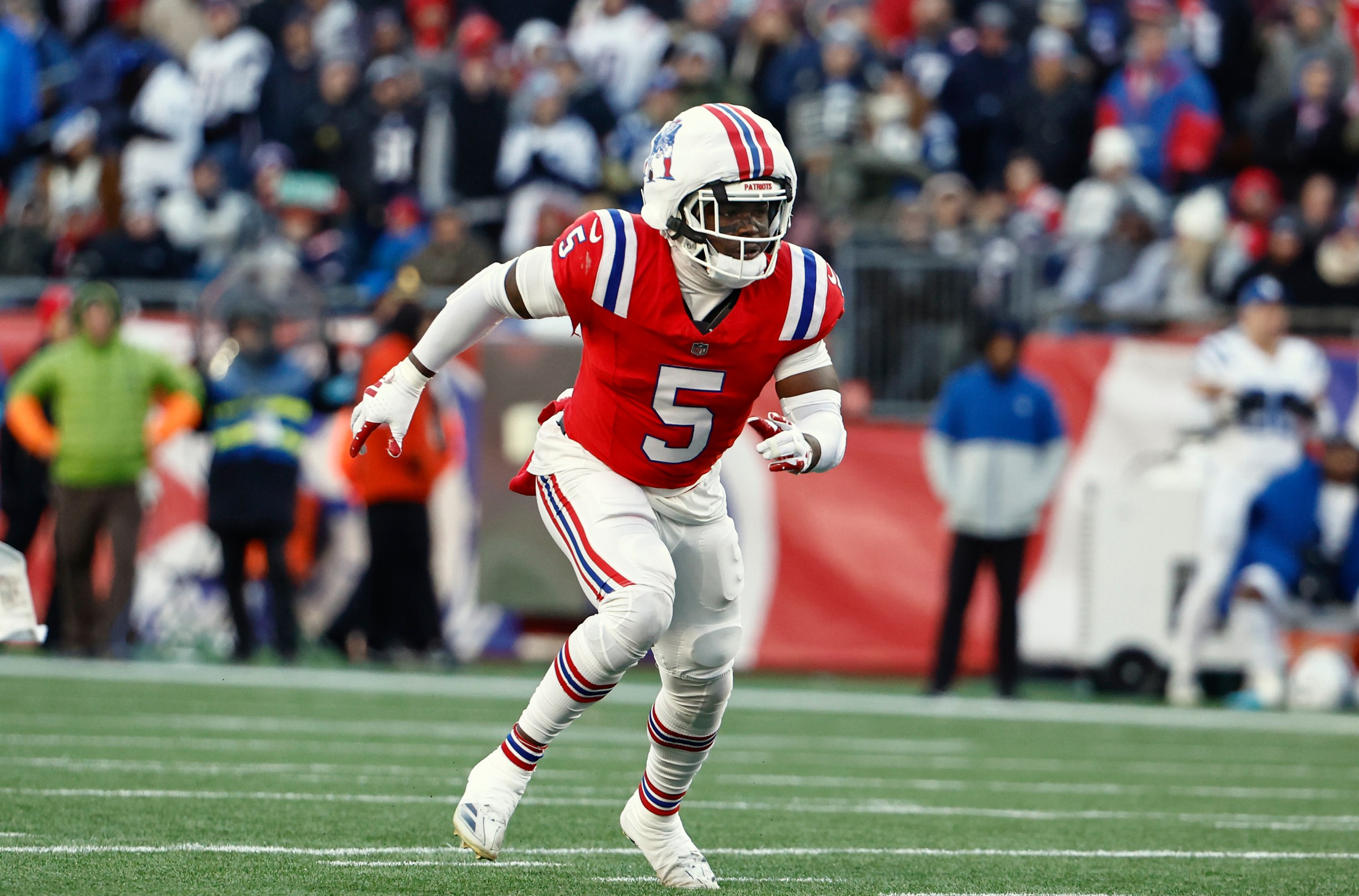 Should the Titans sign S Jabrill Peppers?