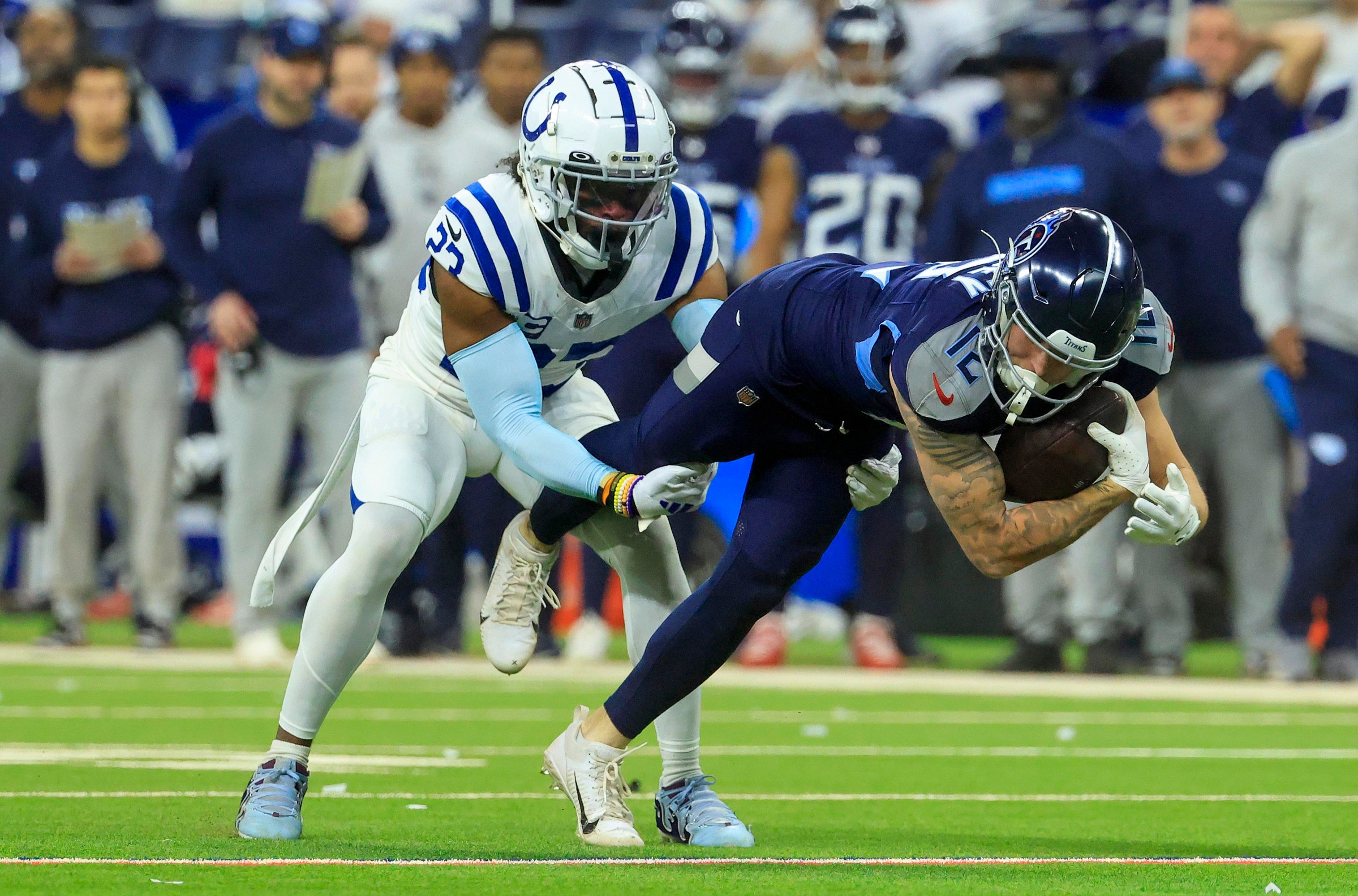 Should the Tennessee Titans sign DB Kenny Moore II?