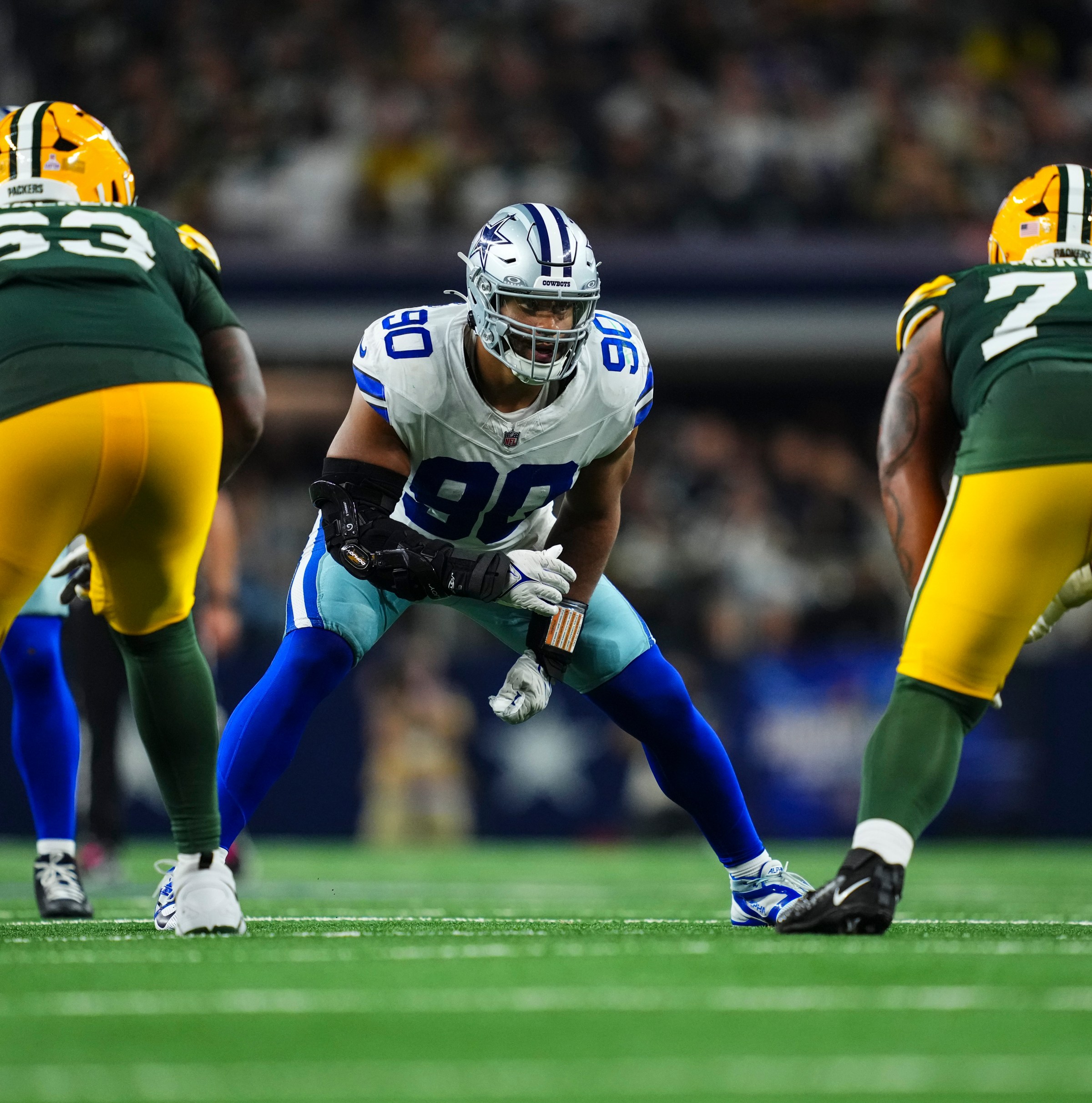 Titans trade for Cowboys DL Solomon Thomas