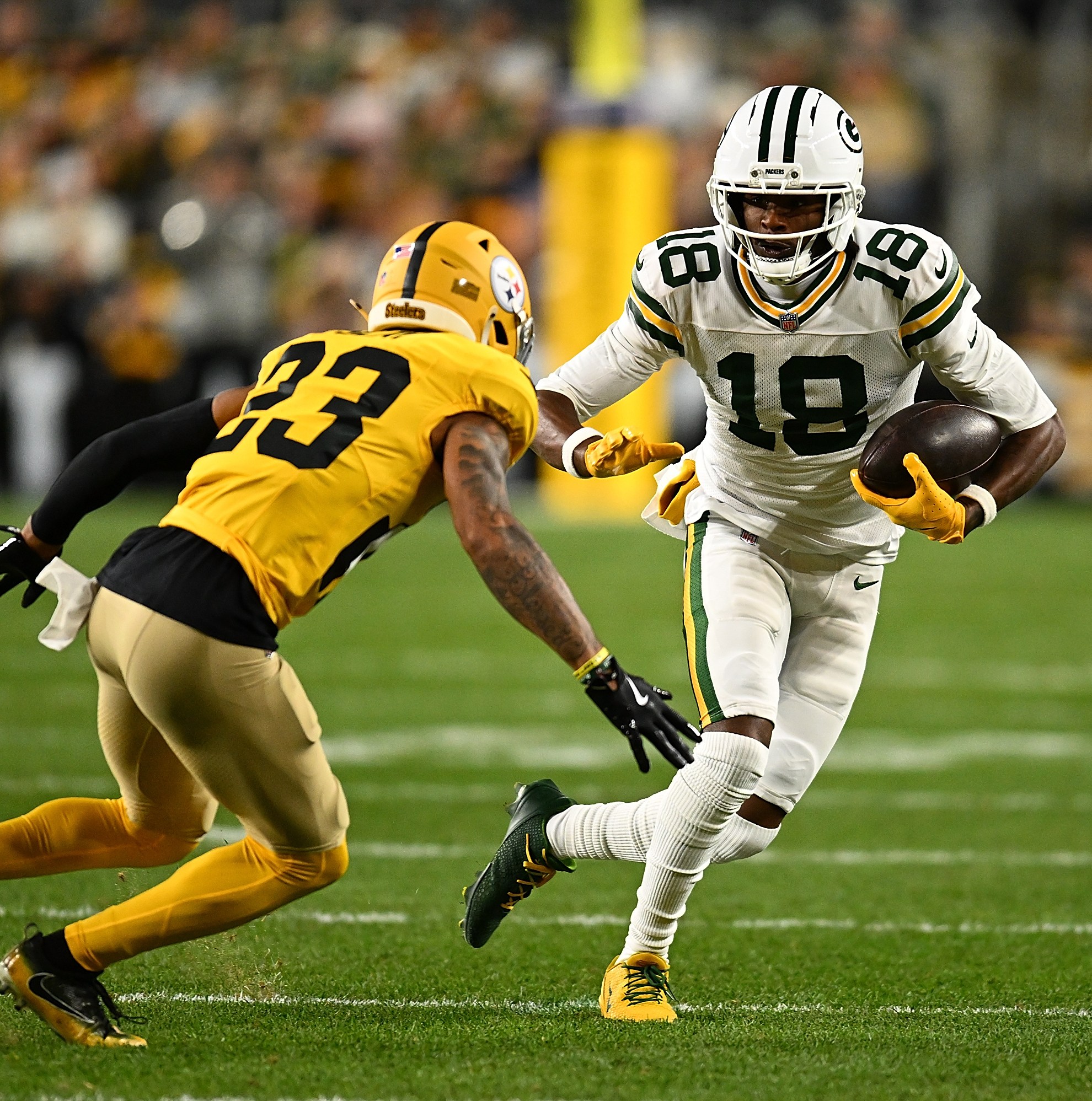 Should the Tennessee Titans sign CB Darius Slay?