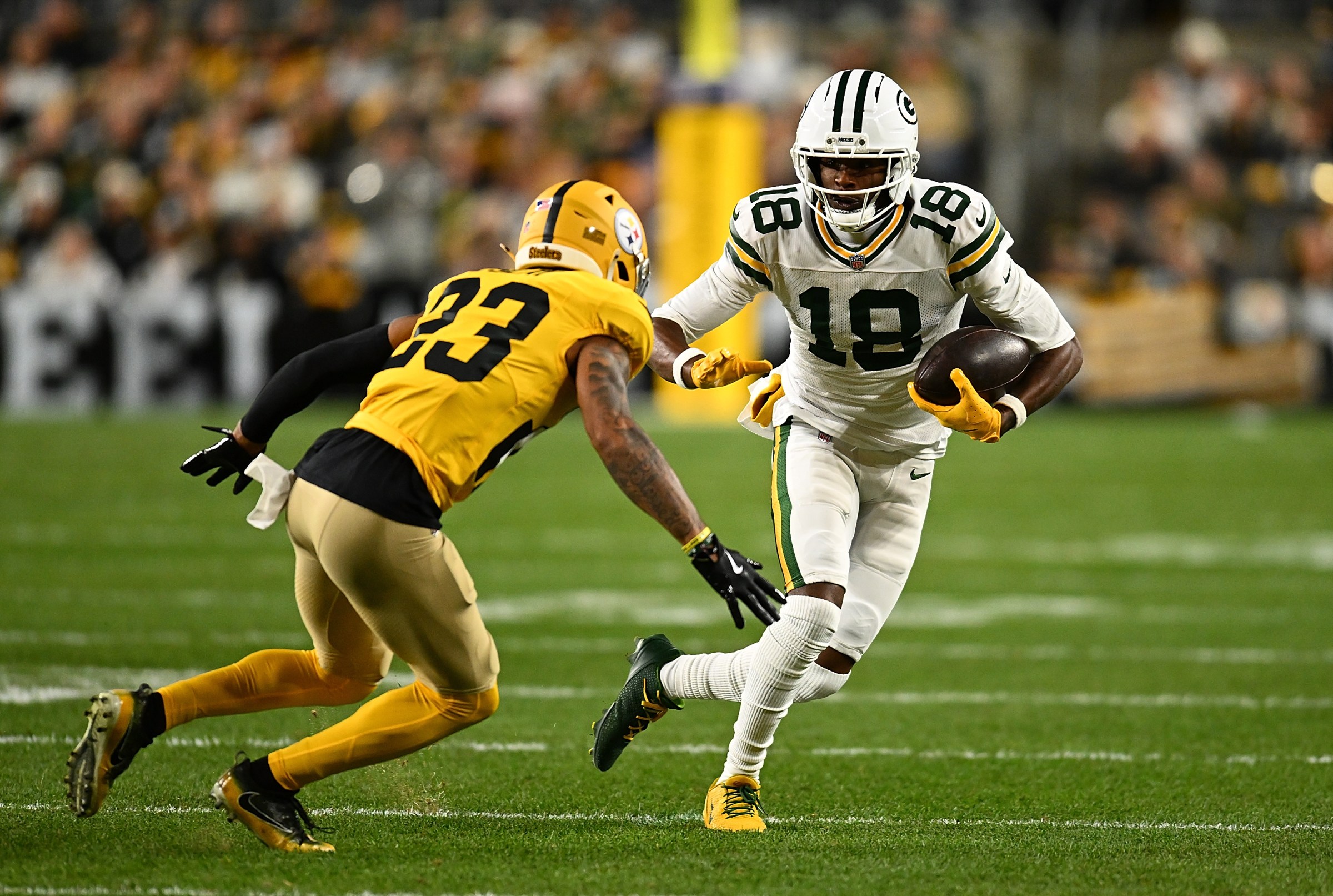 Should the Tennessee Titans sign CB Darius Slay?