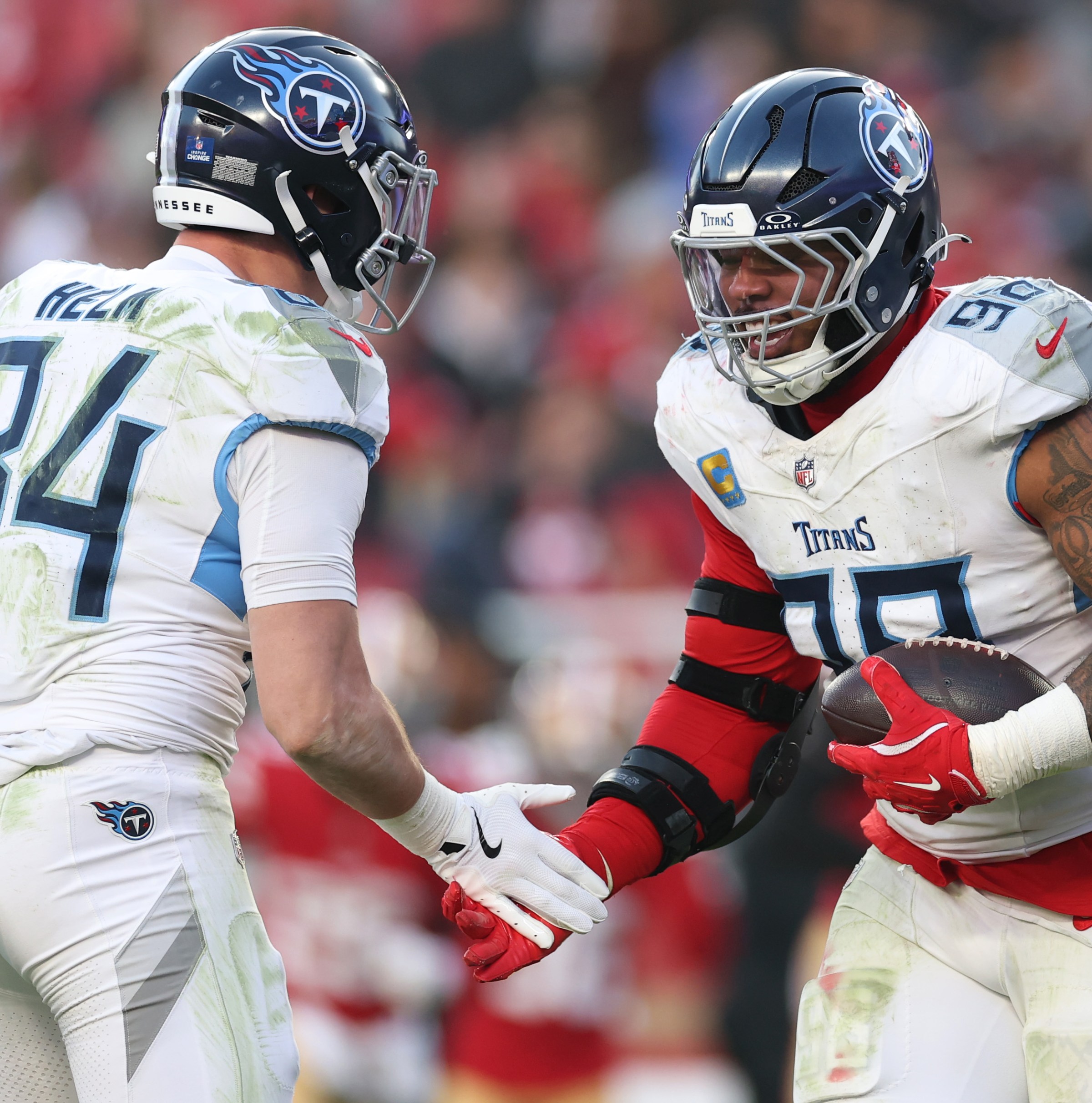 Titans drop to 2-12 with 37-24 loss to the 49ers