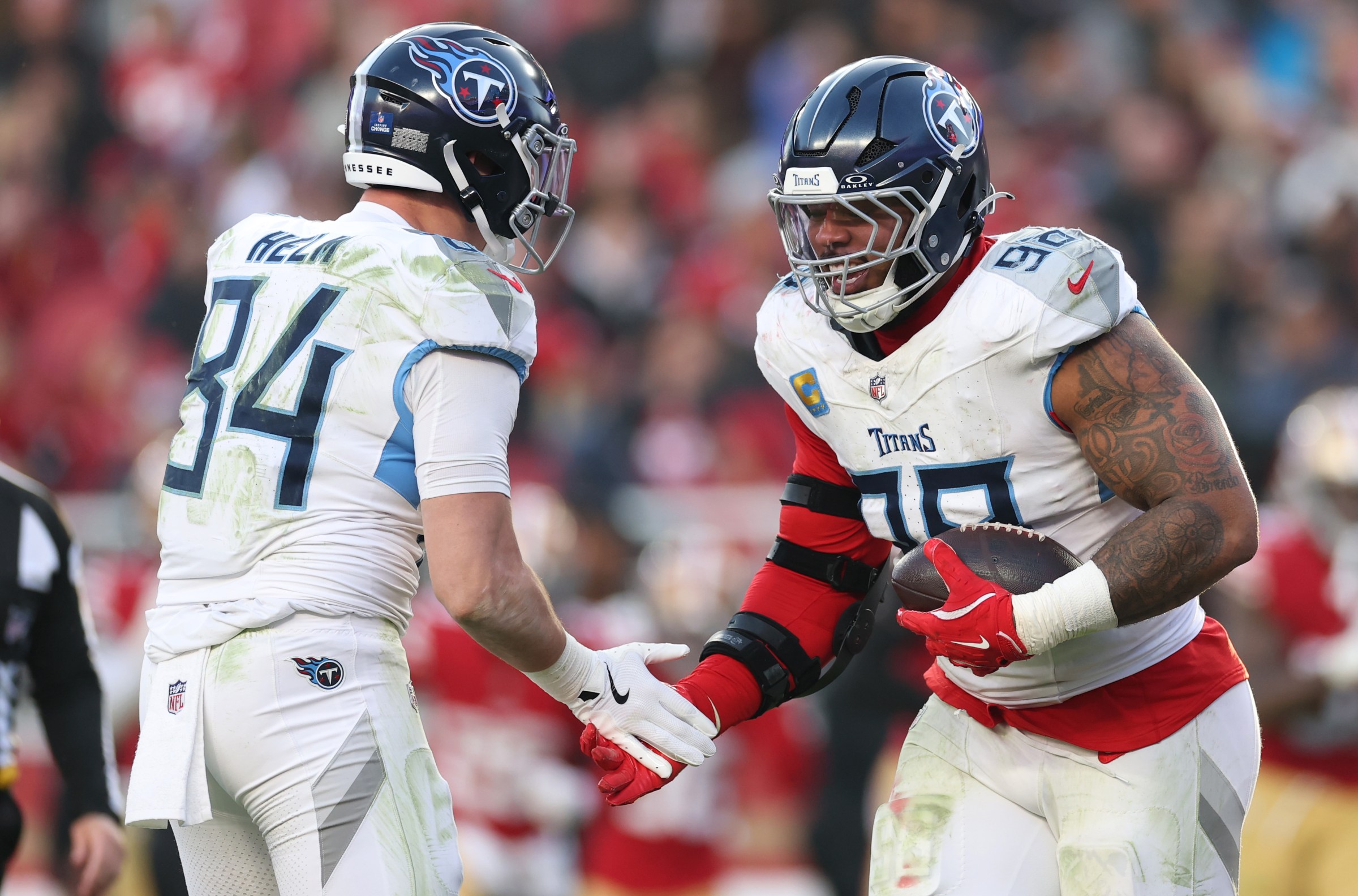 Titans drop to 2-12 with 37-24 loss to the 49ers