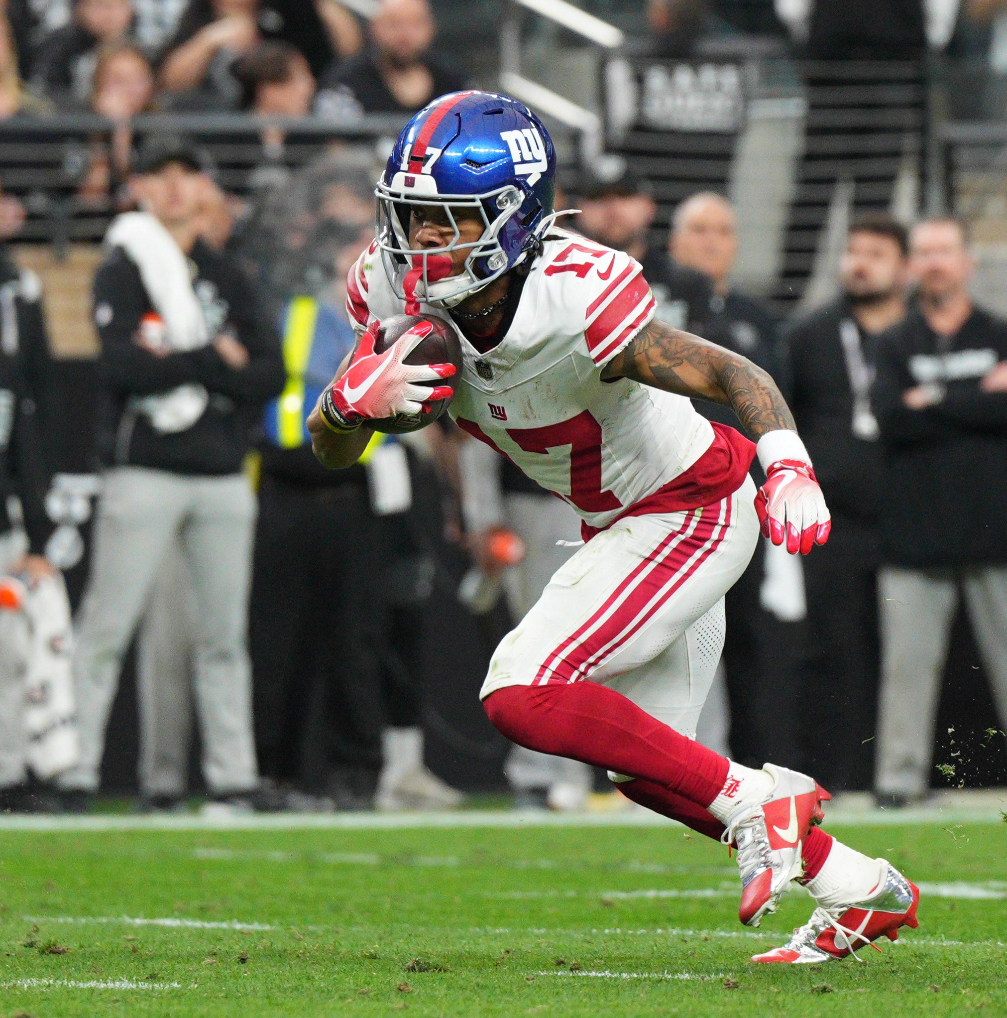 Titans sign WR Wan’Dale Robinson