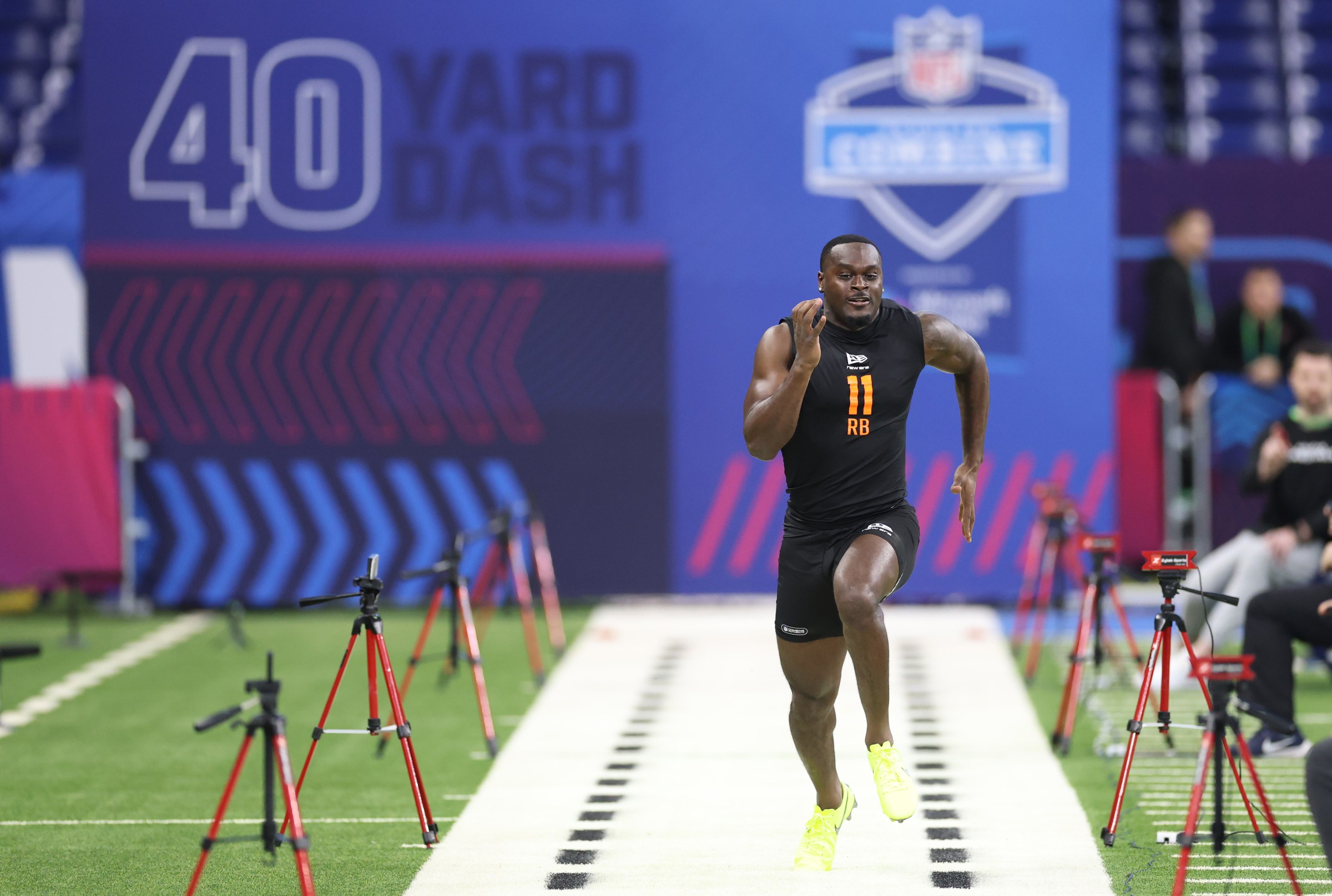 Cardinals being linked to popular Titans mock-draft pick Jeremiyah Love