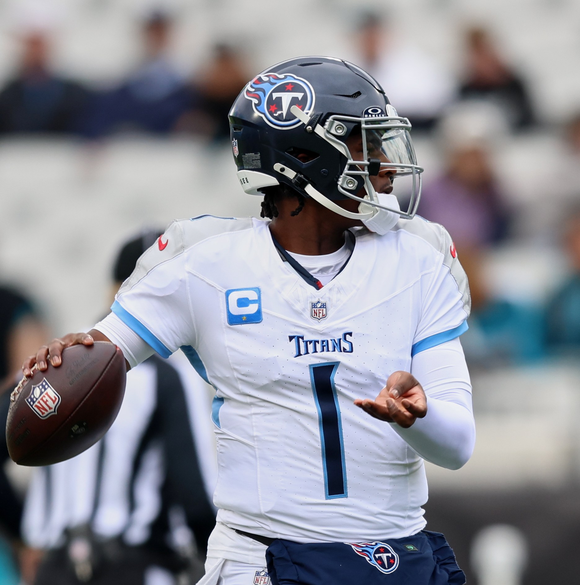 Titans Cam Ward injured on rushing touchdown, ruled OUT for the rest of game vs. Jaguars