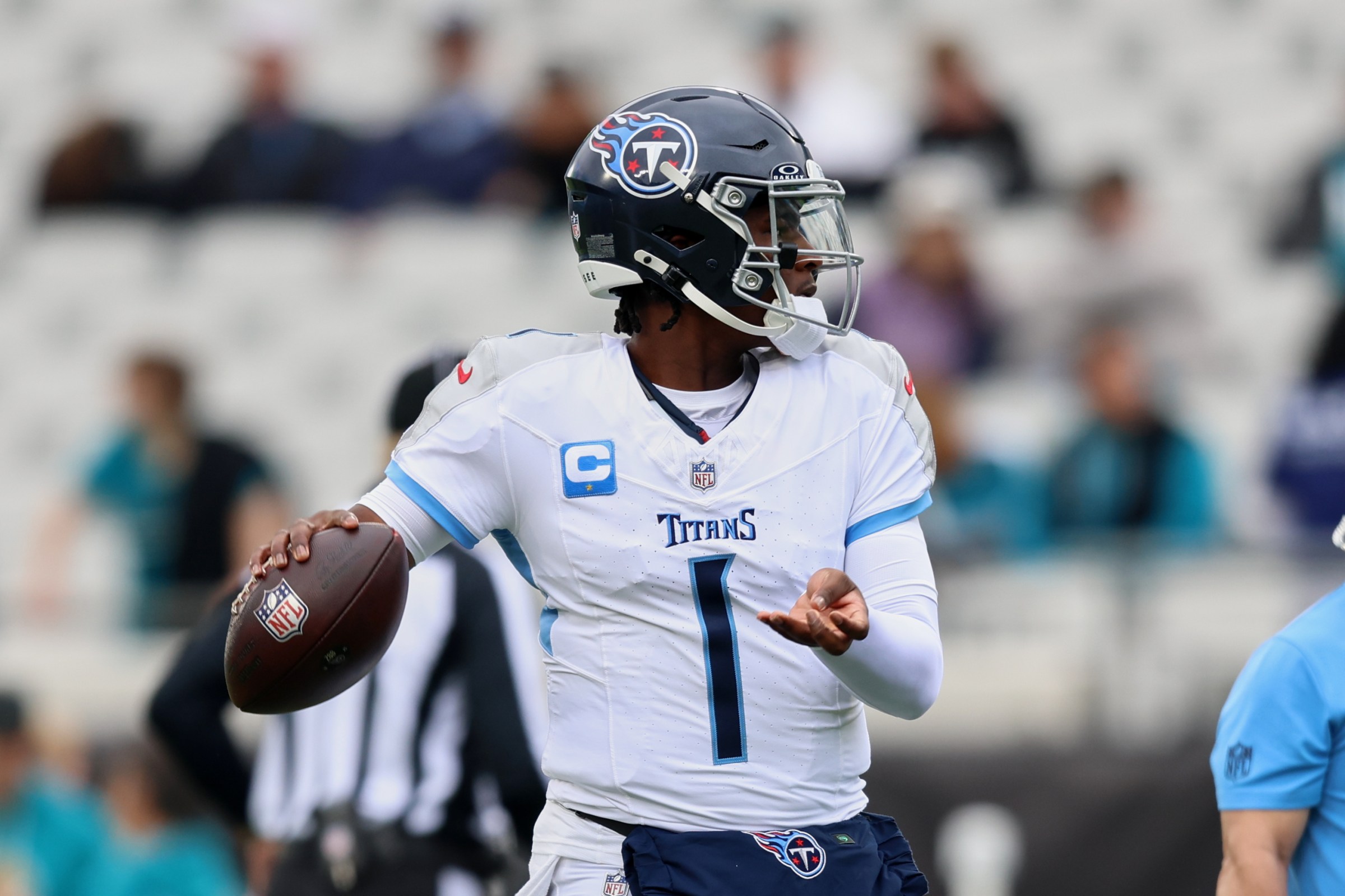 Titans Cam Ward injured on rushing touchdown, ruled OUT for the rest of game vs. Jaguars