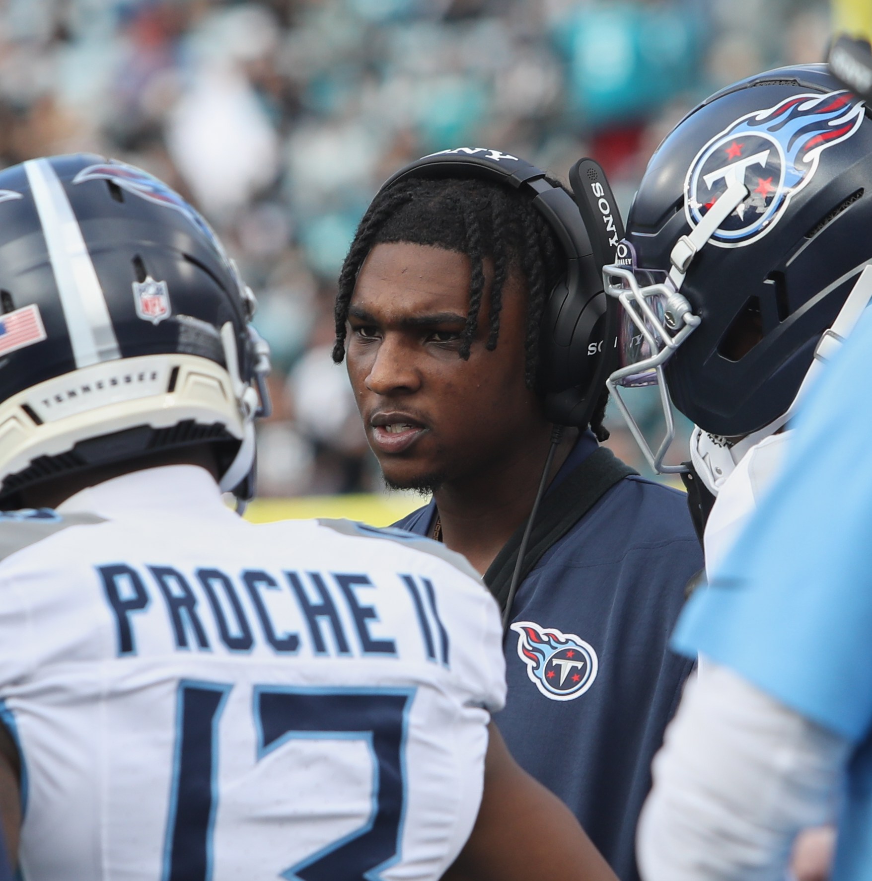 Cam Ward injury update: Titans rookie QB suffered right AC joint sprain