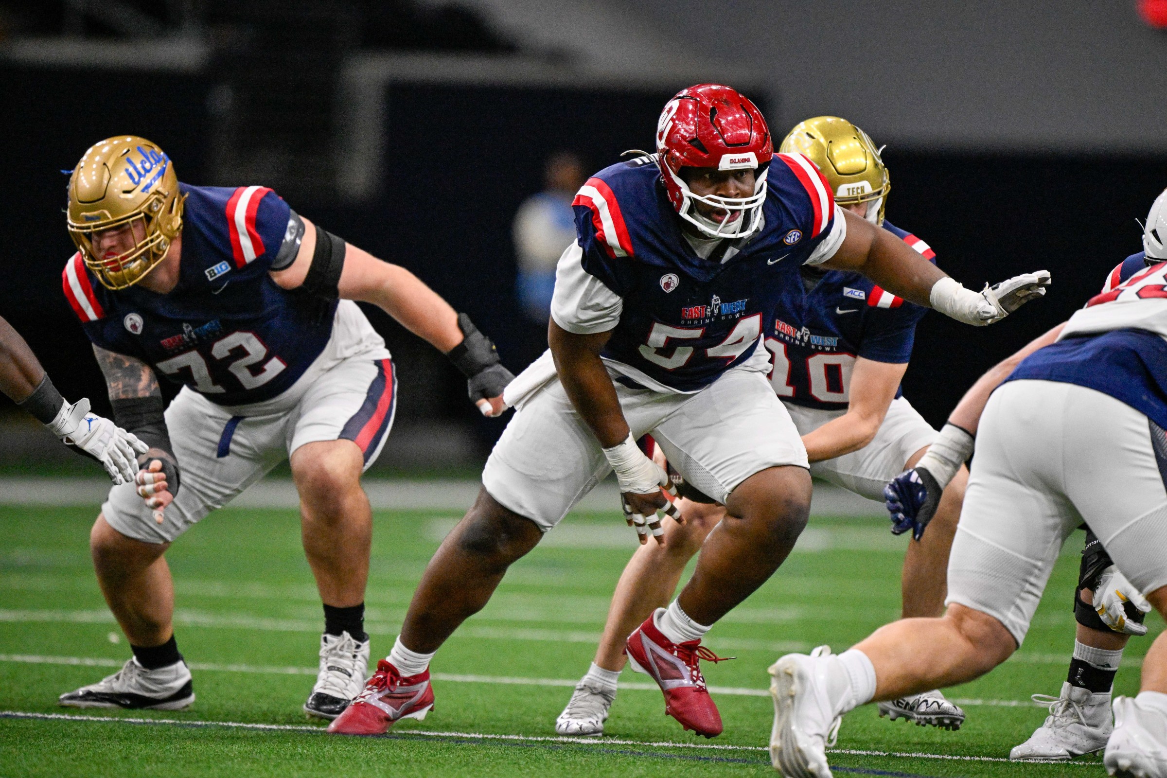 5 Interior offensive line targets to solidify the Titans’ front