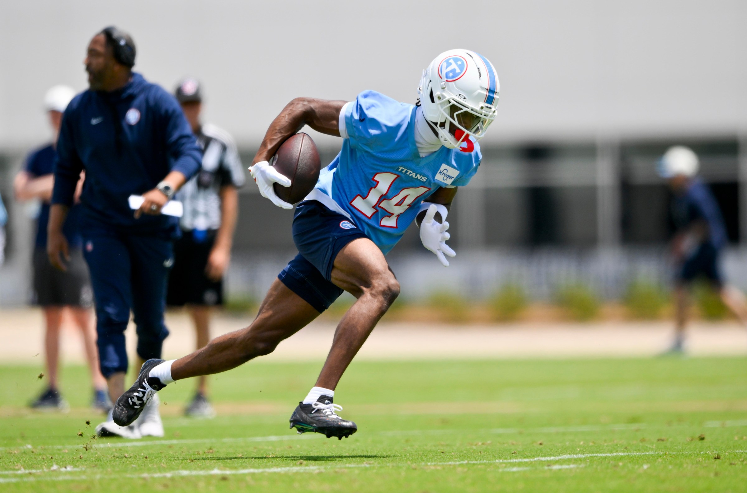Titans Reacts Survey: How many touchdown catches will Carnell Tate have in 2026?